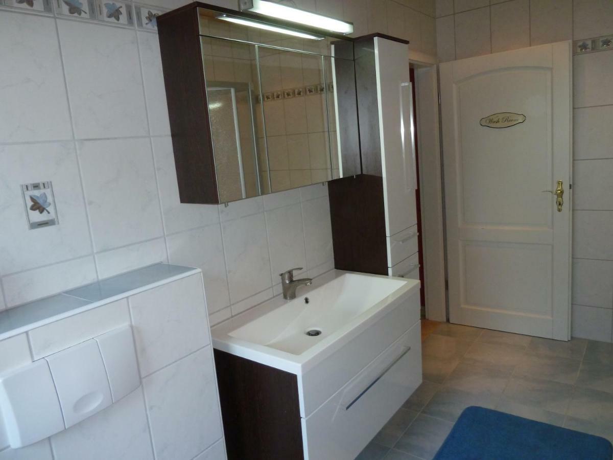 Romantisches Ferienhaus Boddenblick Mit Sauna Pruchten 외부 사진